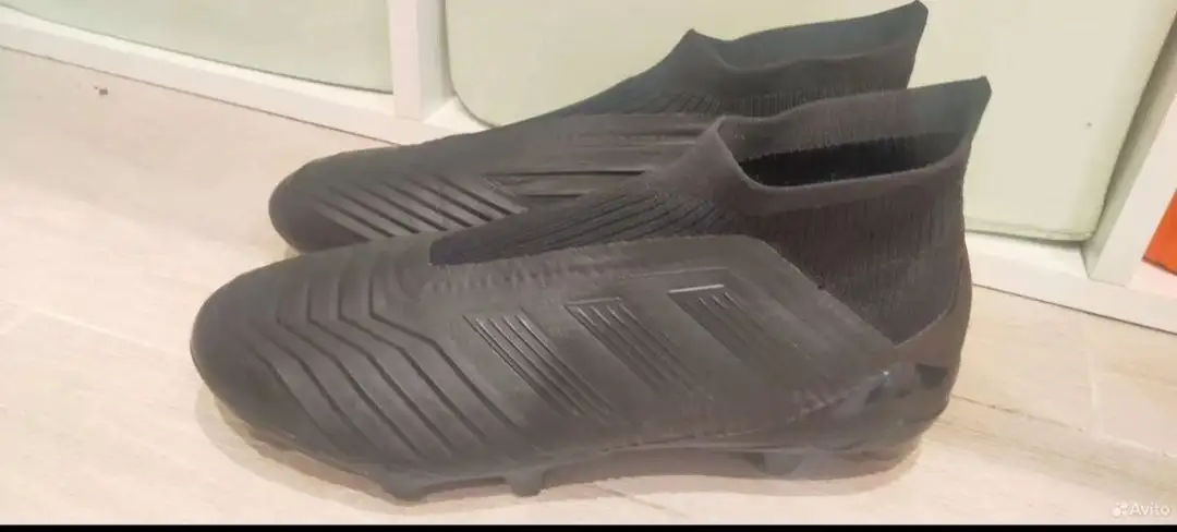 Футбольные бутсы Adidas Predator Mastercontrol - Спорт и фитнес (Хобби и отдых) в Москва