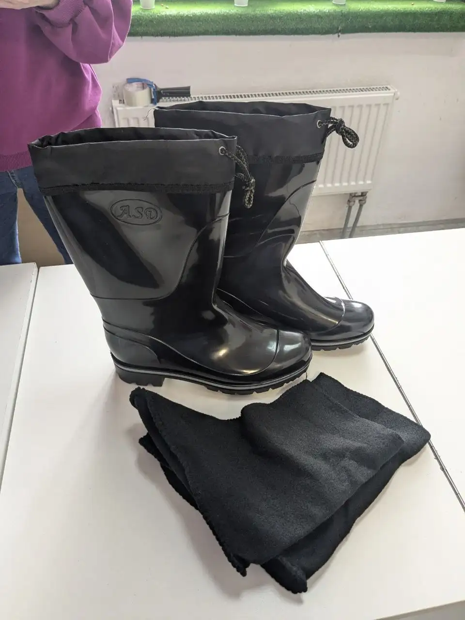 Новые резиновые сапоги 39 размера - Обувь (Одежда) в Подольск