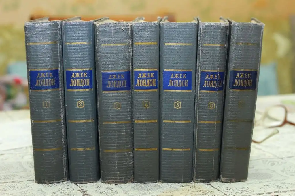 Продам комплекты собраний сочинений - Книги (Барахолка) в Москва