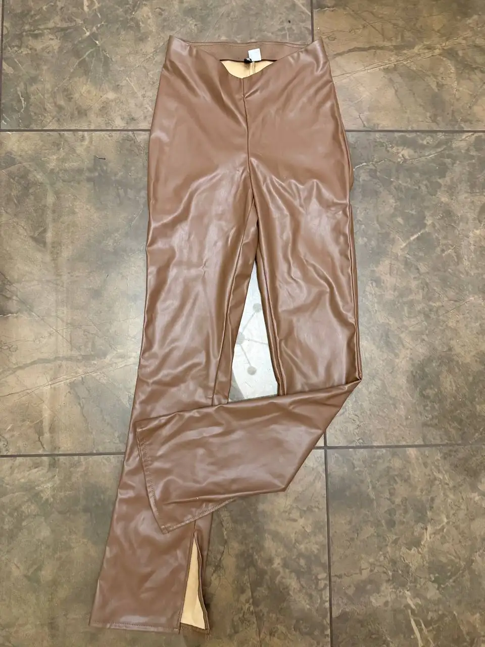 Брюки клеш H&M XS/S - Брюки (Одежда) в Неизвестно