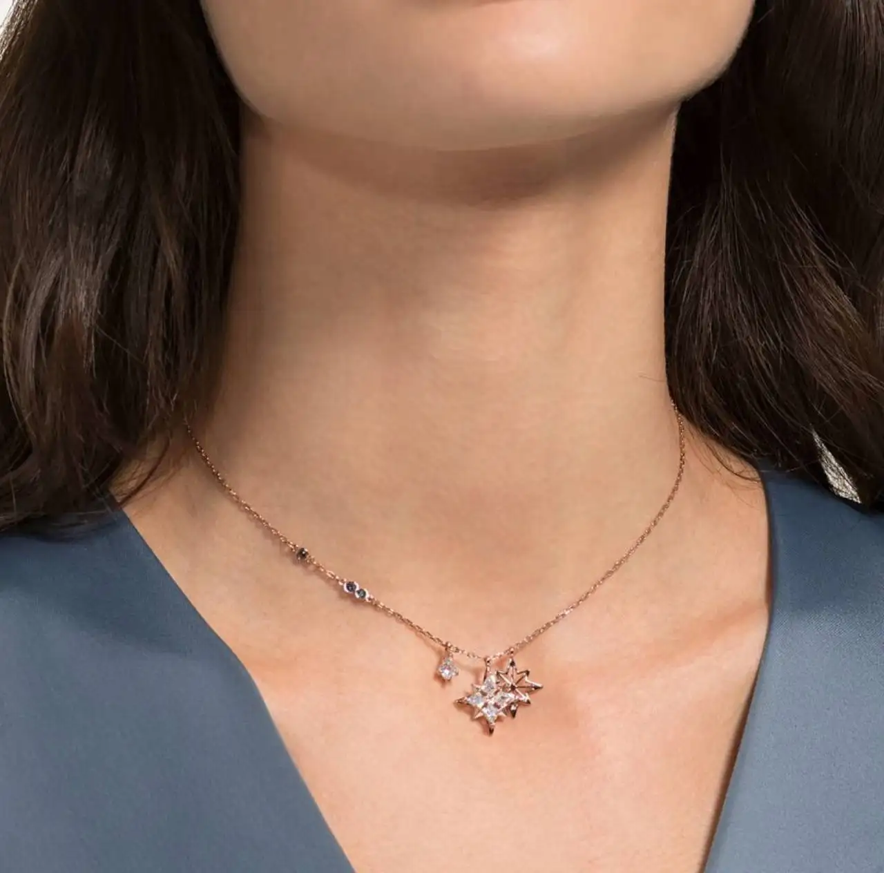 Колье Swarovski Star в оригинальной коробке - Бижутерия (Барахолка) в Москва