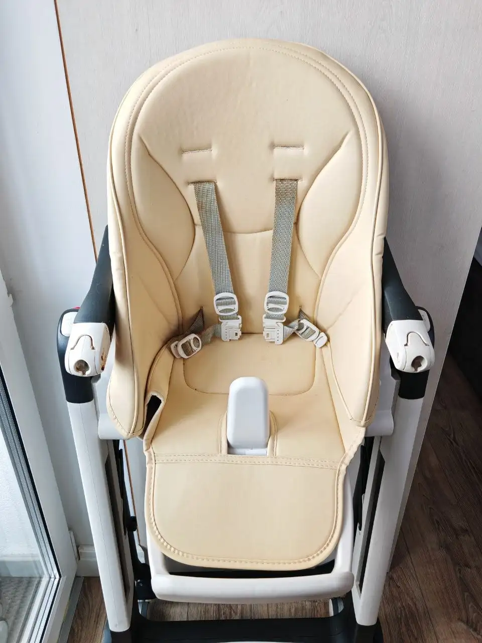 Стул для кормления Peg Perego Siesta - стул для кормления (Товары для детей) в Неизвестно