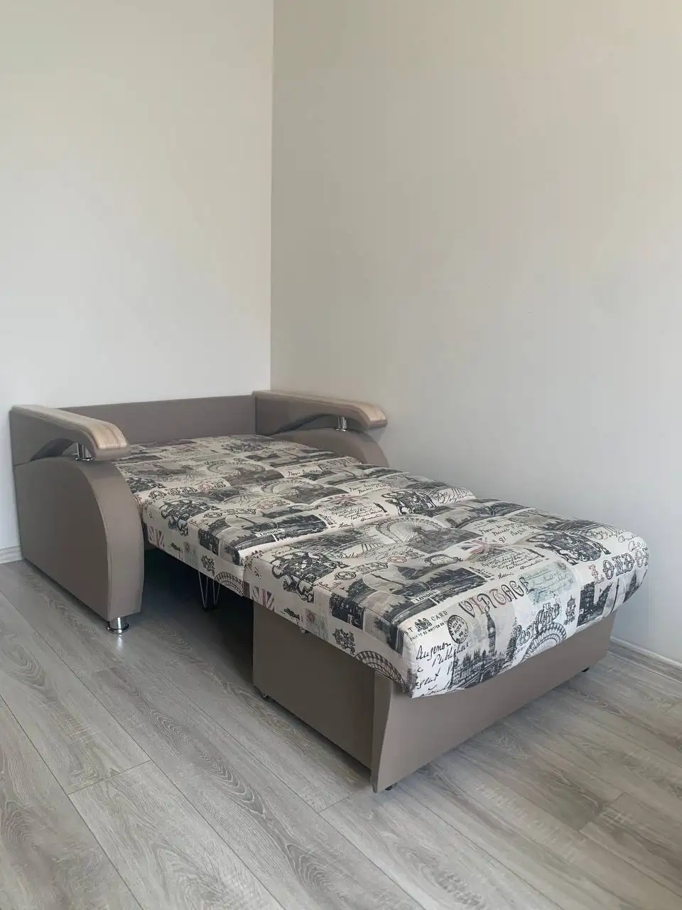 Продам диван в отличном состоянии - Мебель (Для дома и дачи) в Москва