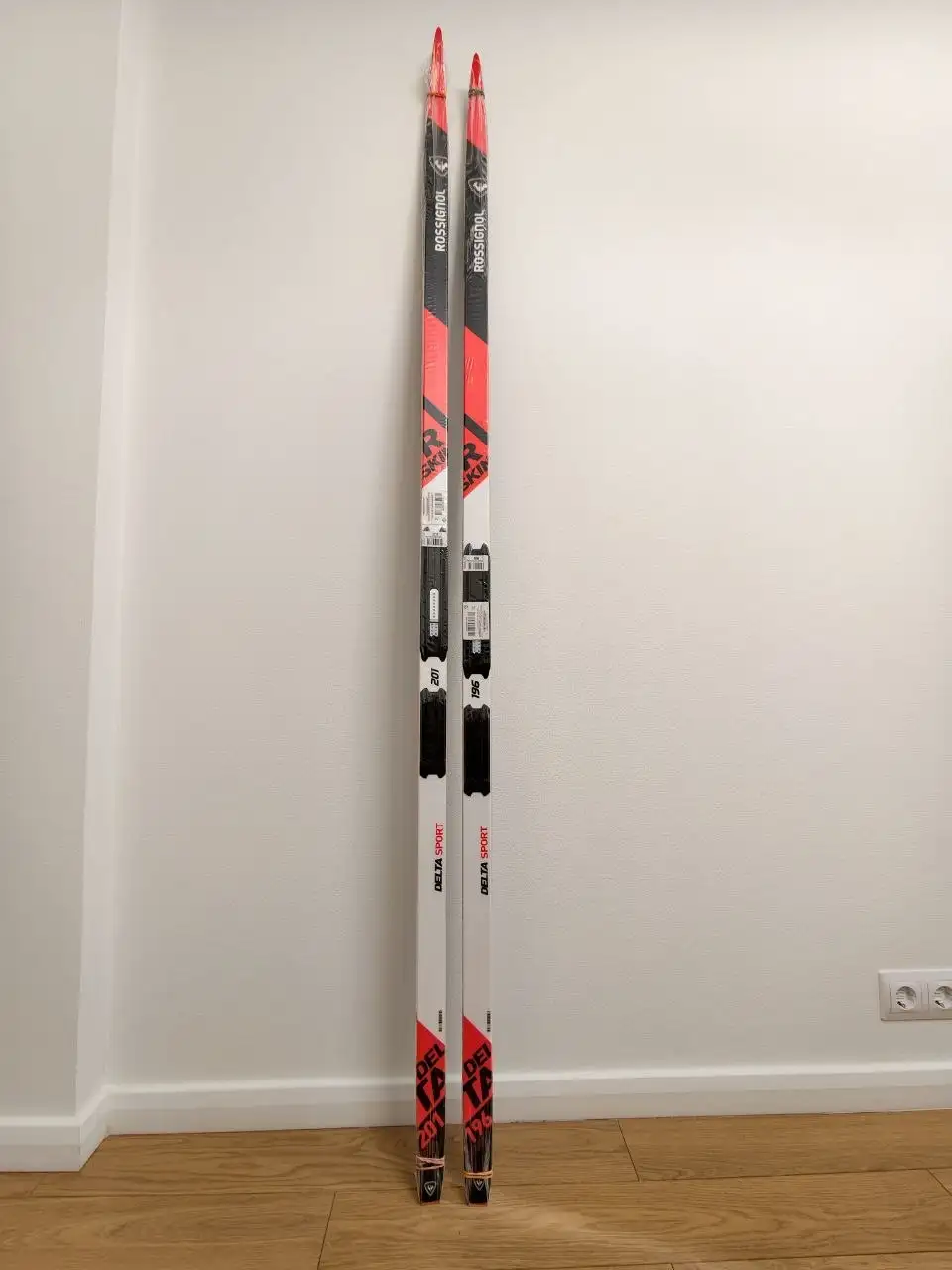Новые горные лыжи Fischer и Rossignol в наличии - Лыжи (Хобби и отдых) в Подольск