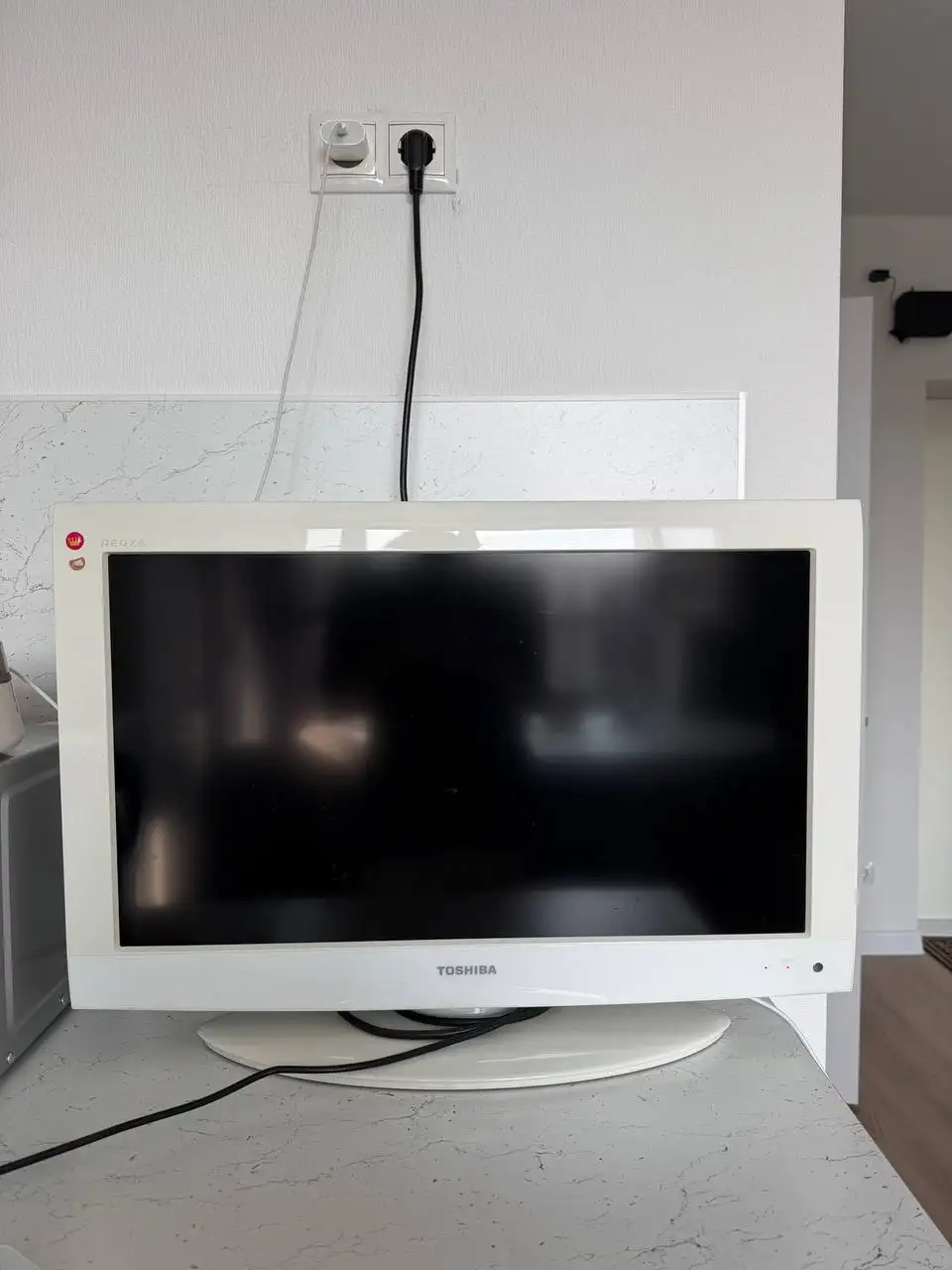 Телевизор Toshiba 26AV704R - Телевизоры (Электроника) в Бутово