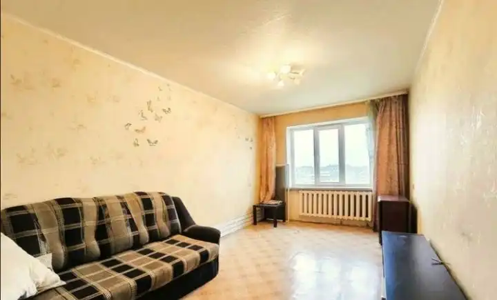 Сдам 1-комнатную квартиру 40 кв.м. с косметическим ремонтом в Уфе