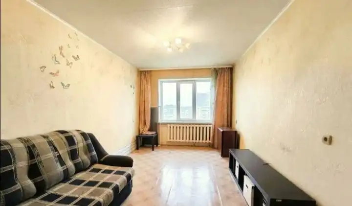 Сдам 1-комнатную квартиру 40 кв.м. с косметическим ремонтом в Уфе