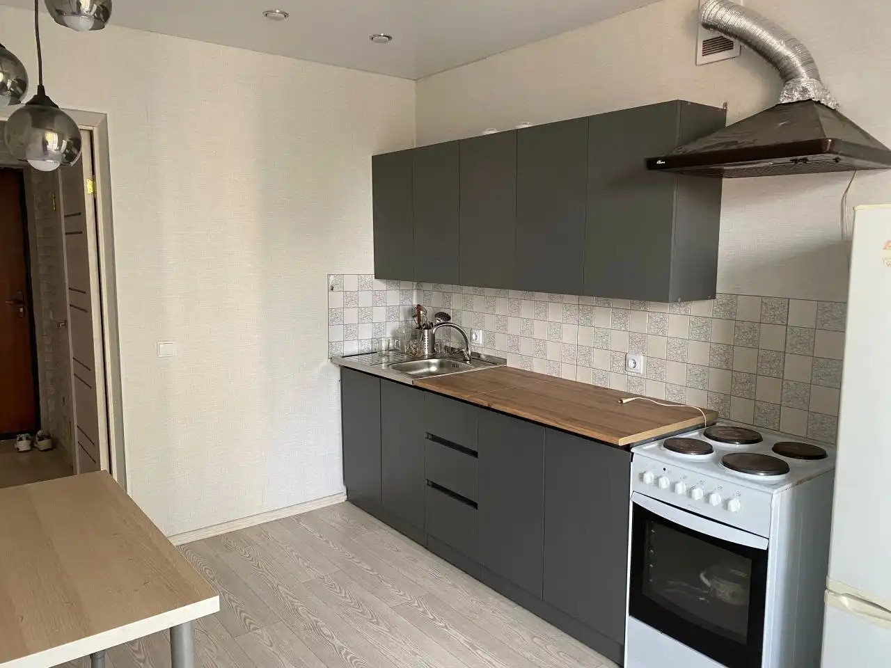 Сдается 2-х комнатная квартира на длительный срок в Уфе