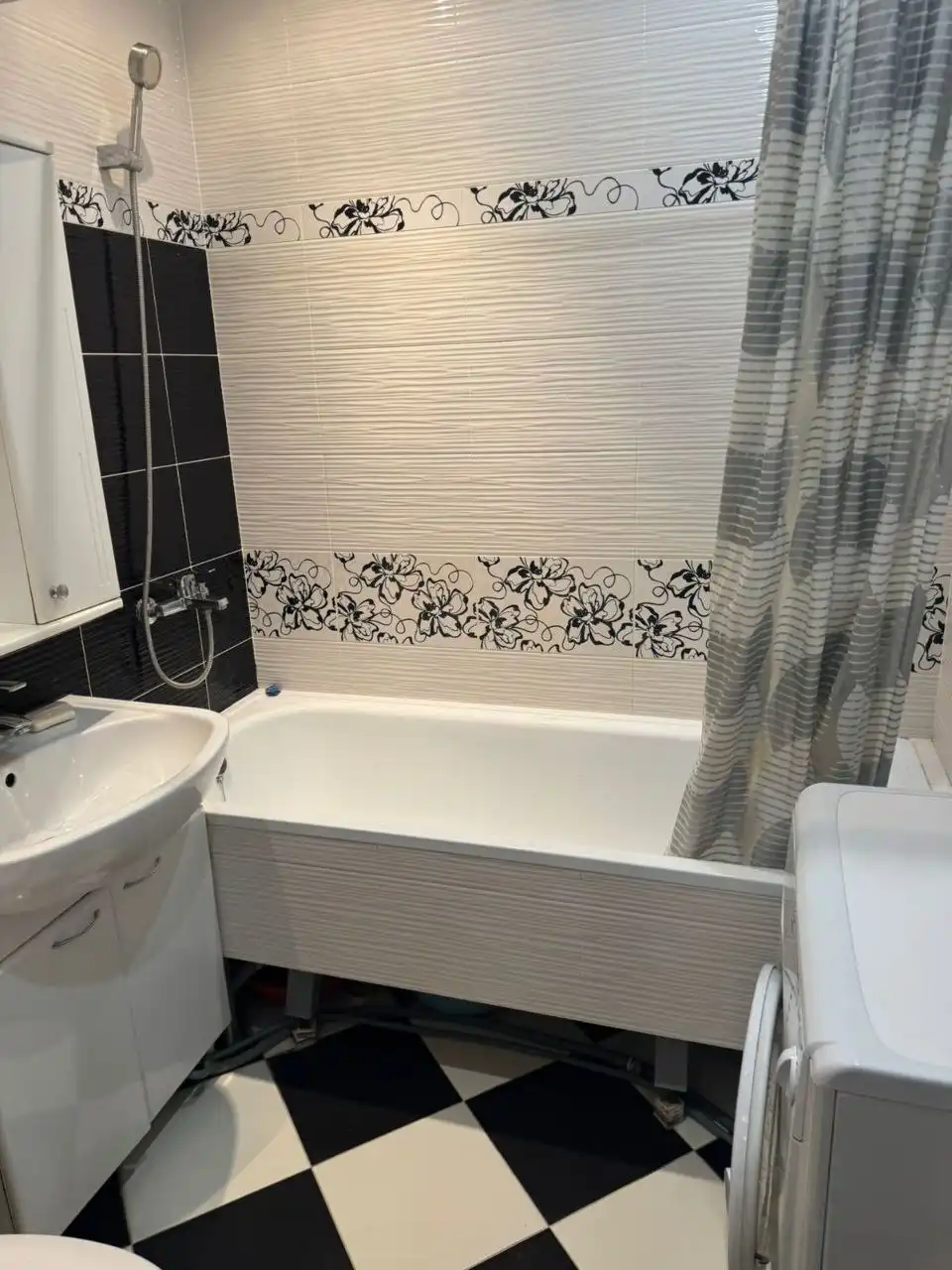 Сдам евроупакованную квартиру в Уфе