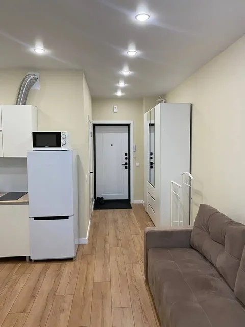 Студия 24 кв.м на последнем этаже от собственника - Аренда жилья в Уфа