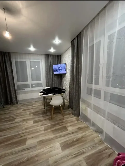 Сдается студия 30 м2 с новым ремонтом и мебелью в Уфе - Недвижимость в Уфа