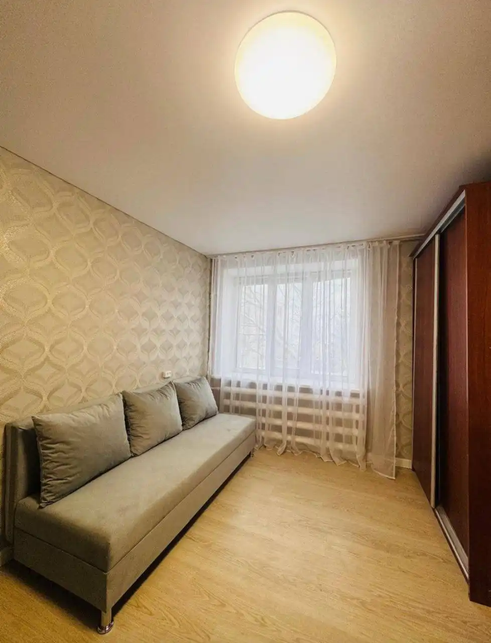 Сдается уютная светлая студия в центре Уфы - Аренда квартир (Недвижимость) в Уфа