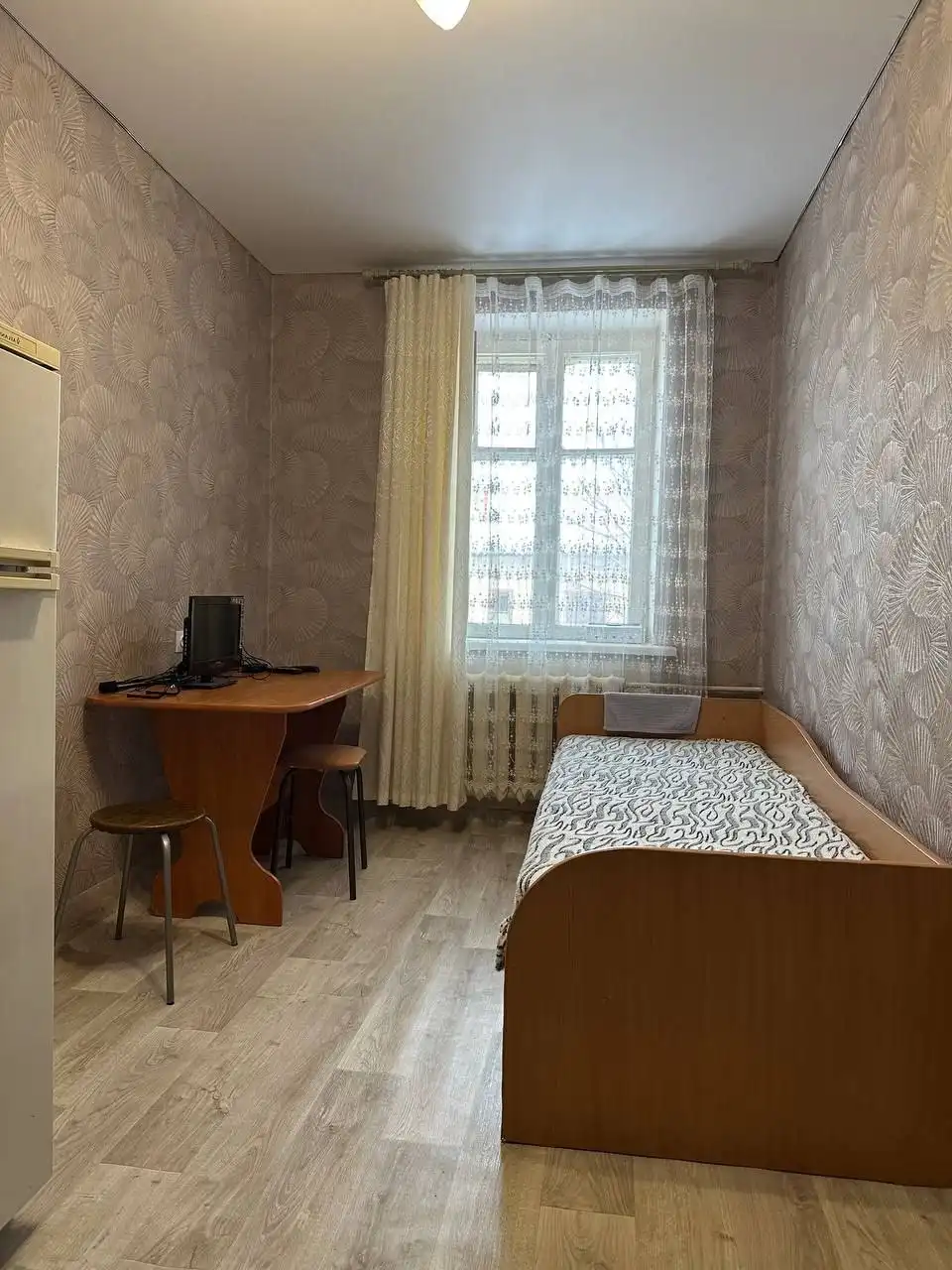 Сдам комнату в трехкомнатной квартире на проспекте Октября - Аренда жилья (Недвижимость) в Уфа