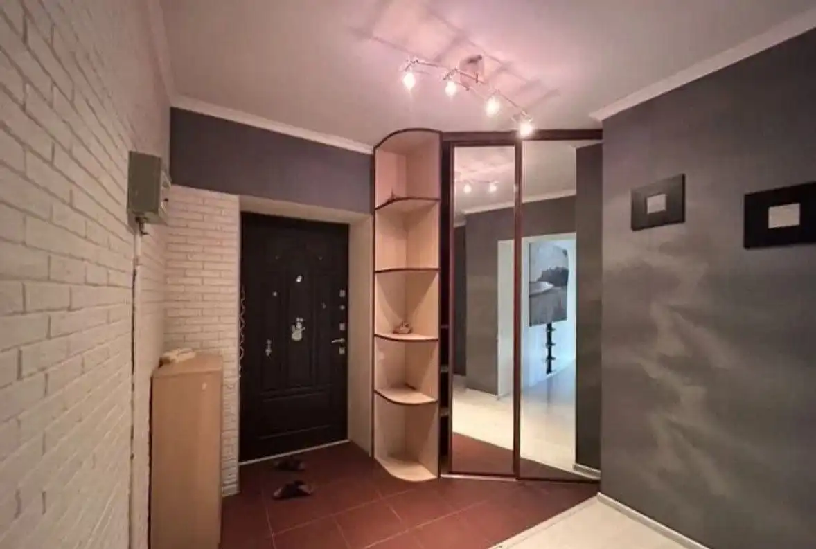 Сдам 3-комнатную квартиру в Уфе - Аренда квартир (Недвижимость) в Уфа