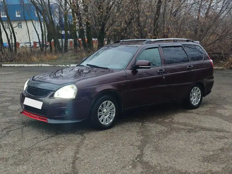 ВАЗ (Lada) Priora 2012 года