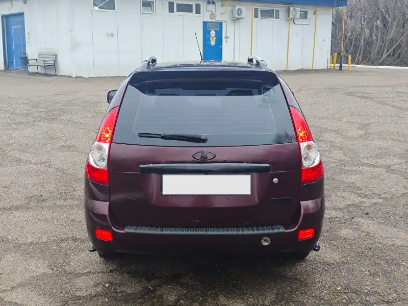 ВАЗ (Lada) Priora 2012 года