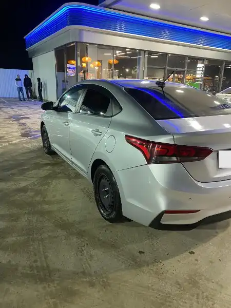 Hyundai Solaris 2019 года с пробегом 300000 км