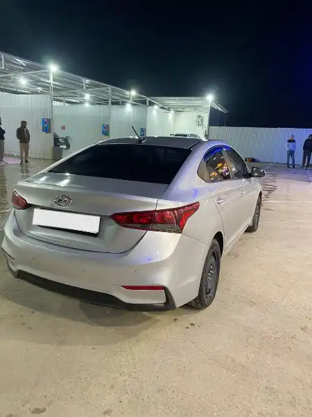 Hyundai Solaris 2019 года с пробегом 300000 км