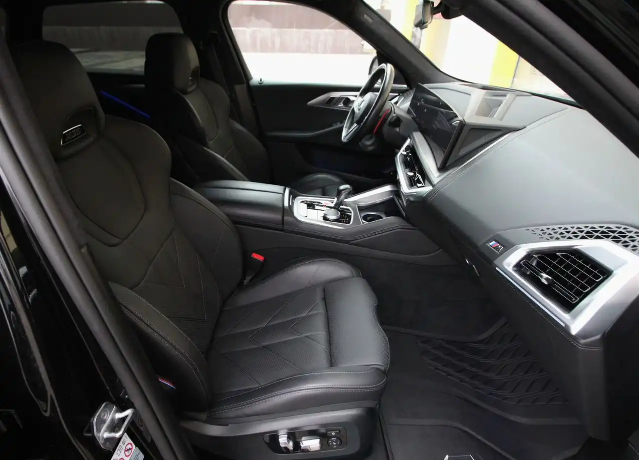 Продажа BMW XM 2023 года