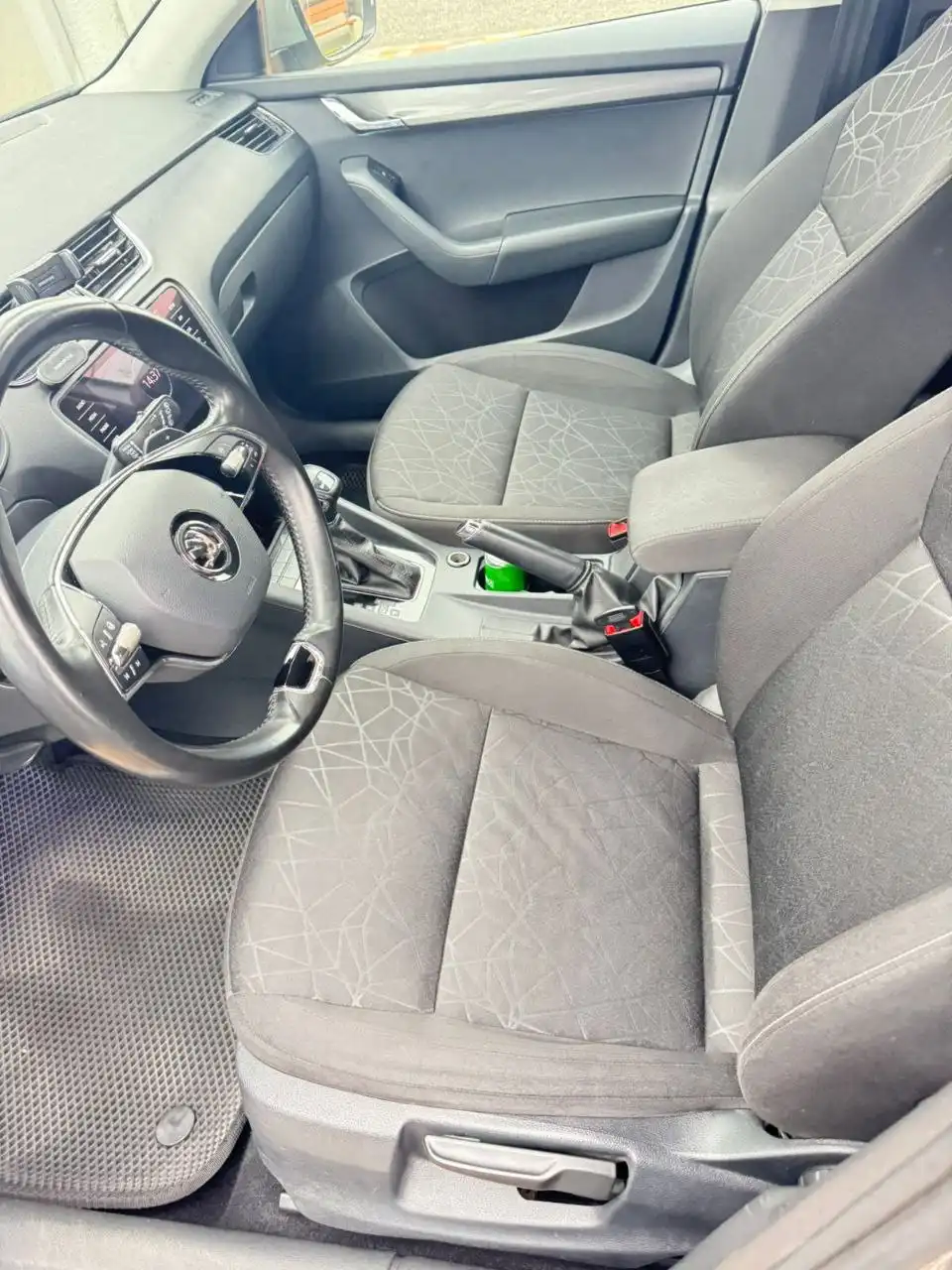 Skoda Octavia 2019, 1.6 бензин, автомат, 187 000 км, юридически чистая