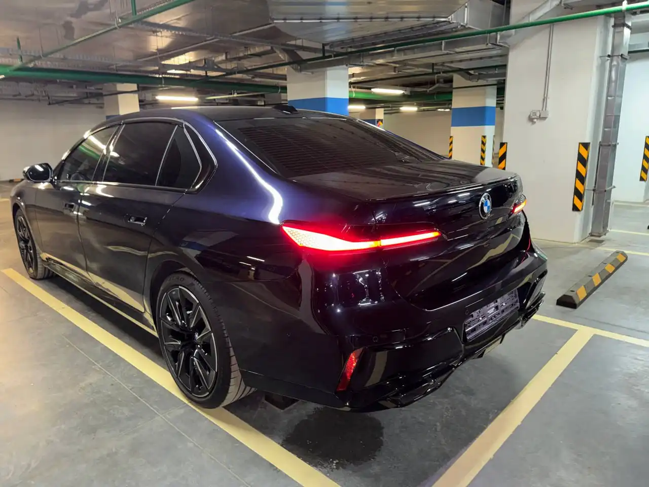 BMW 760i M SPORT PRO 2023 года выпуска - Авто в Краснодар