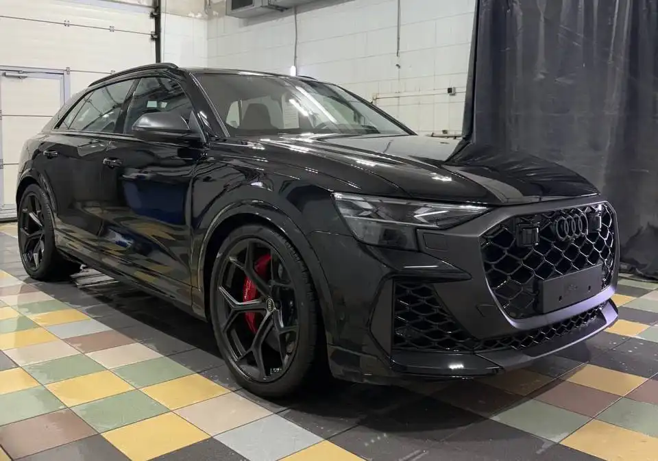 Срочная продажа Audi RS Q8 2025 года - Авто в Краснодар