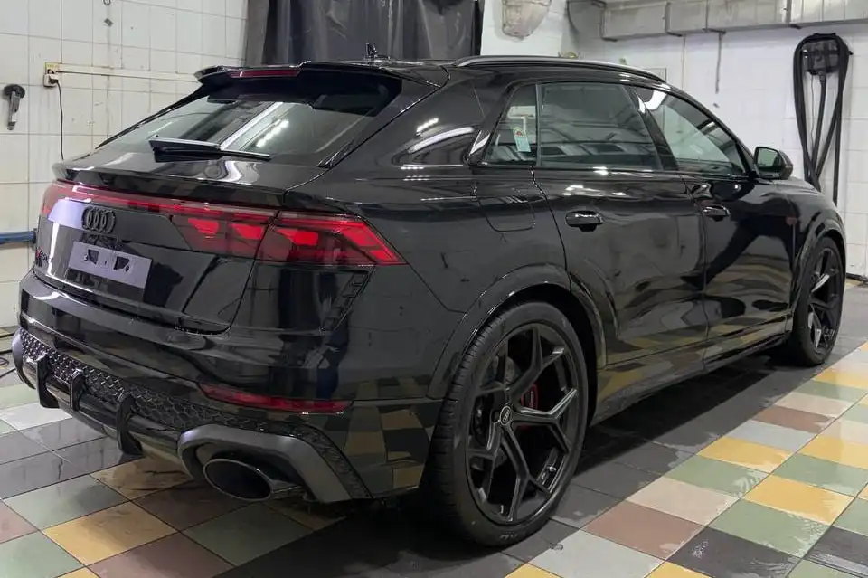 Срочная продажа Audi RS Q8 2025 года - Авто в Краснодар