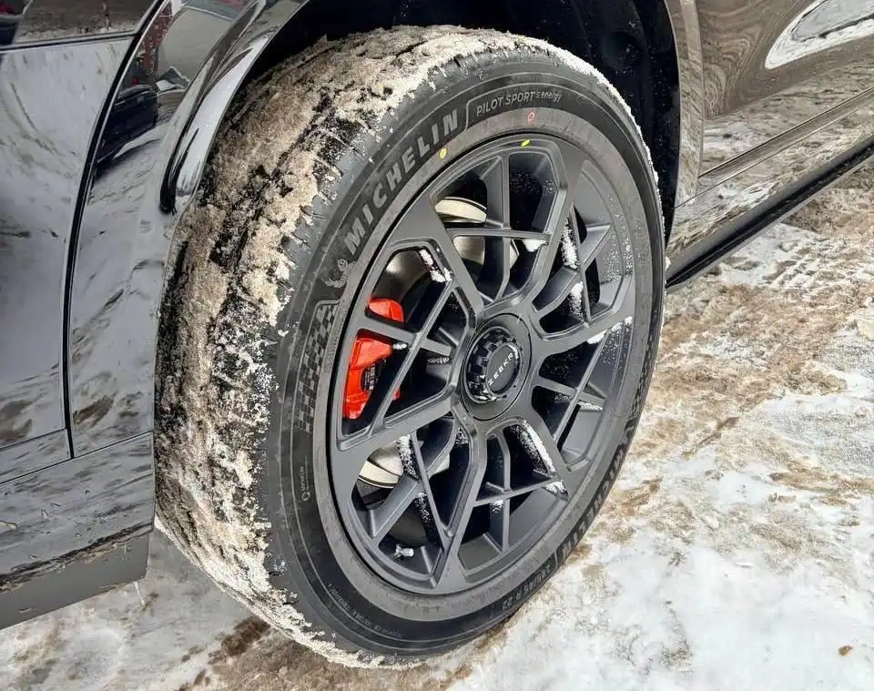 Продажа Zeekr 9x Ultra Black Edition 2025 года - Авто в Краснодар