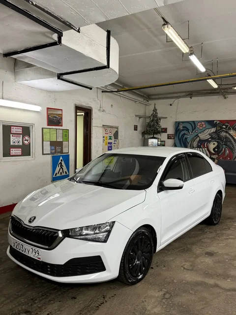 Продажа SKODA RAPID 2021 года - Авторынок в Москва