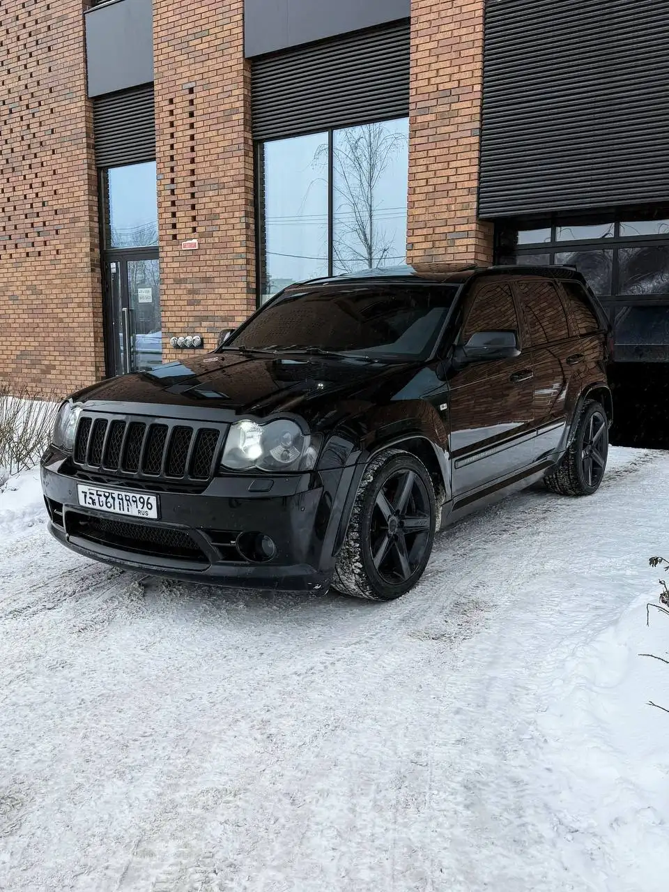 Jeep Cherokee SRT8 2008 г.в. в Екатеринбурге - Внедорожники (Авто) в Екатеринбург