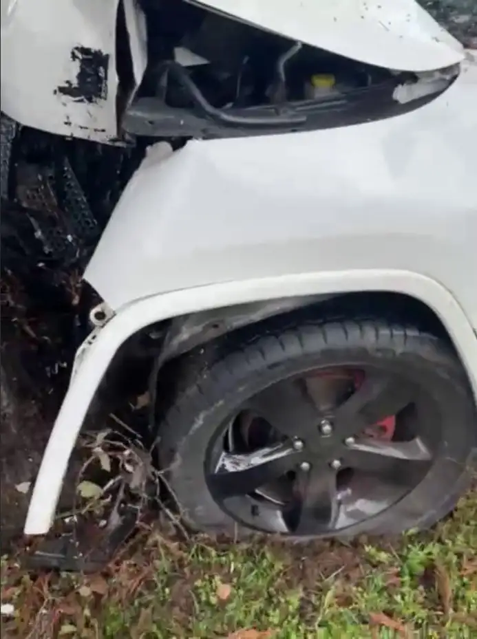 Jeep Grand Cherokee 4 поколение (WK2) 2015 после ДТП - Внедорожник (Авто) в Гагра