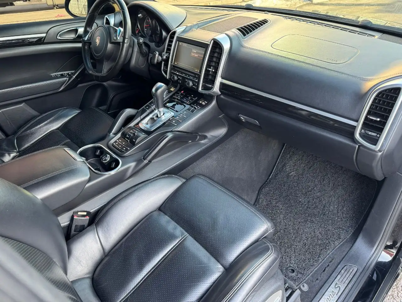 Porsche Cayenne S 2011 - Внедорожники/Кроссоверы (Авто) в Москва