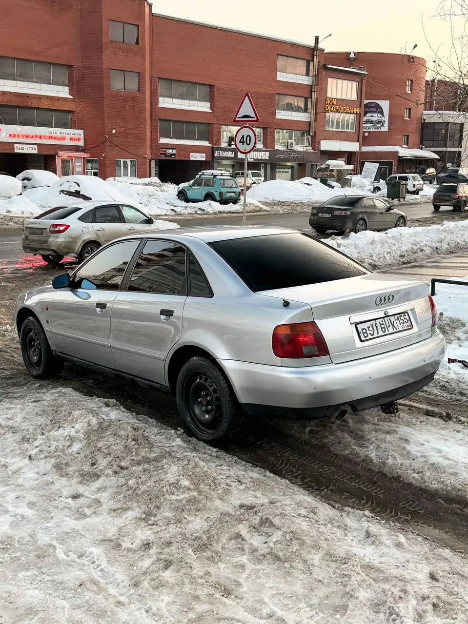 Ауди А4 1.6 101 л.с. 1995 год в отличном состоянии - Авто в Екатеринбург