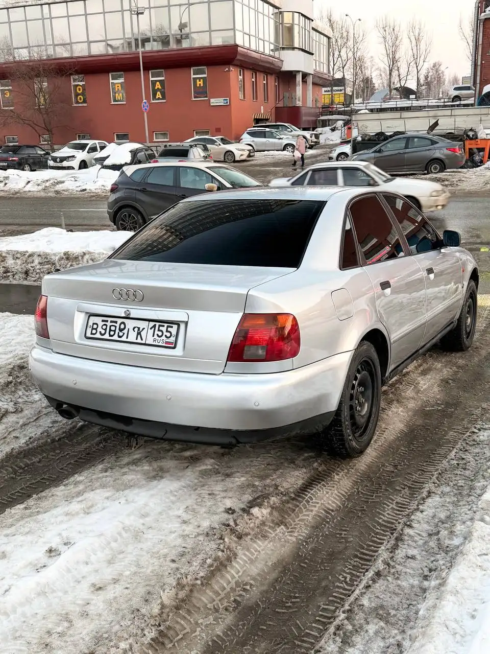 Ауди А4 1.6 101 л.с. 1995 год в отличном состоянии - Авто в Екатеринбург