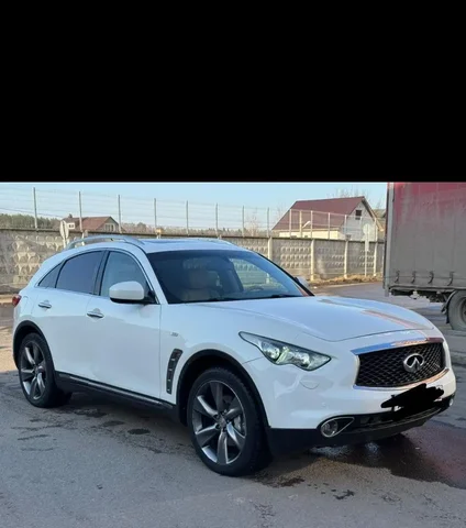 Infiniti QX70 2013 года, дизель, автомат - Минивэн в Москва