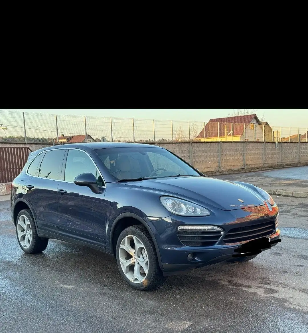 Porsche Cayenne 2011 бензин автомат - Внедорожники (Авто) в Москва