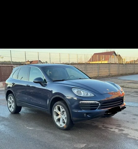Porsche Cayenne 2011 бензин автомат - Мотовездеход/Квадроцикл в Москва