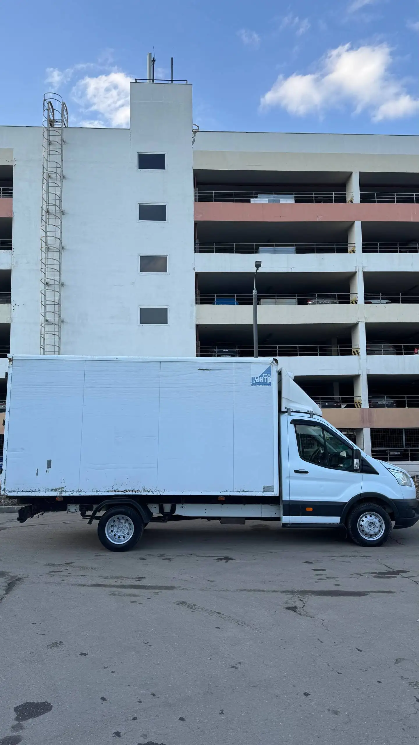 Ford Transit 2016 года с рефрижератором - Грузовики и фургоны (Авто) в Москва