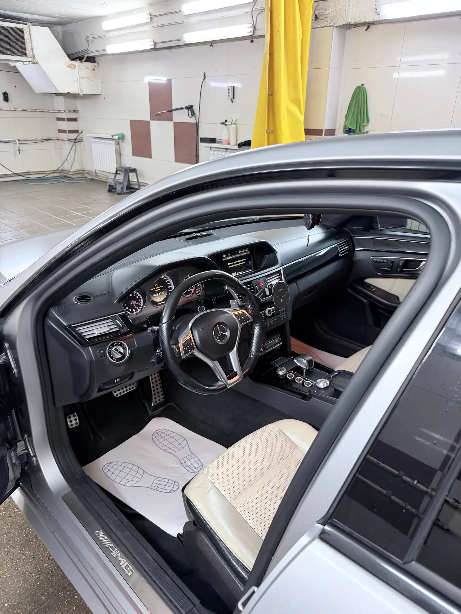 Mercedes-Benz E63 AMG W212 2012 года - Легковые автомобили (Авто) в Москва