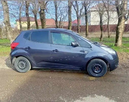 Kia Venga 2012 механика 1.4 MT - Легковые автомобили (Авто) в Краснодар