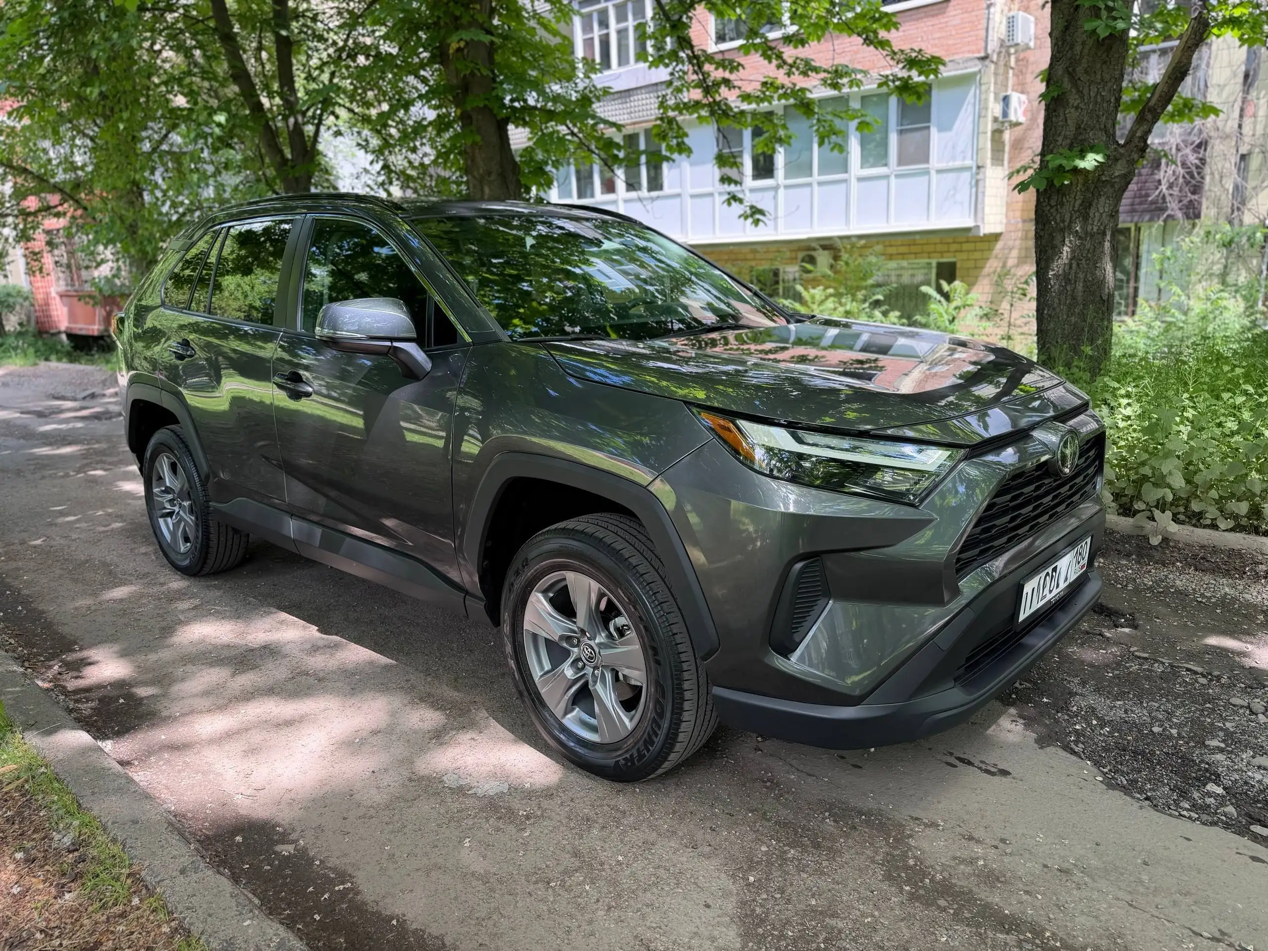 Toyota RAV4 2022 - Авто в Донецк
