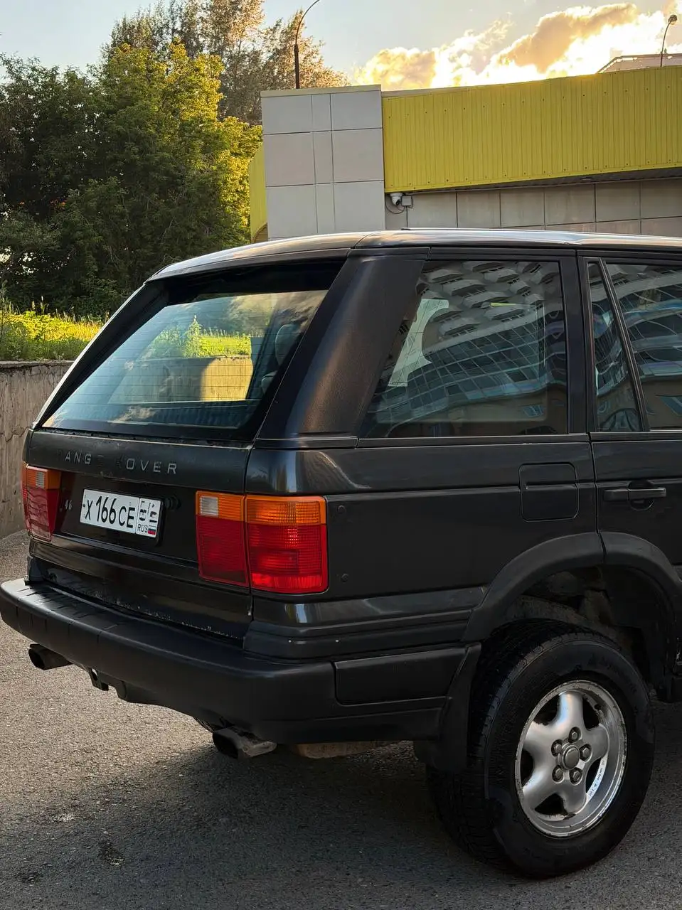 Range Rover 4.6 1997 года - Внедорожник (Авто) в Екатеринбург