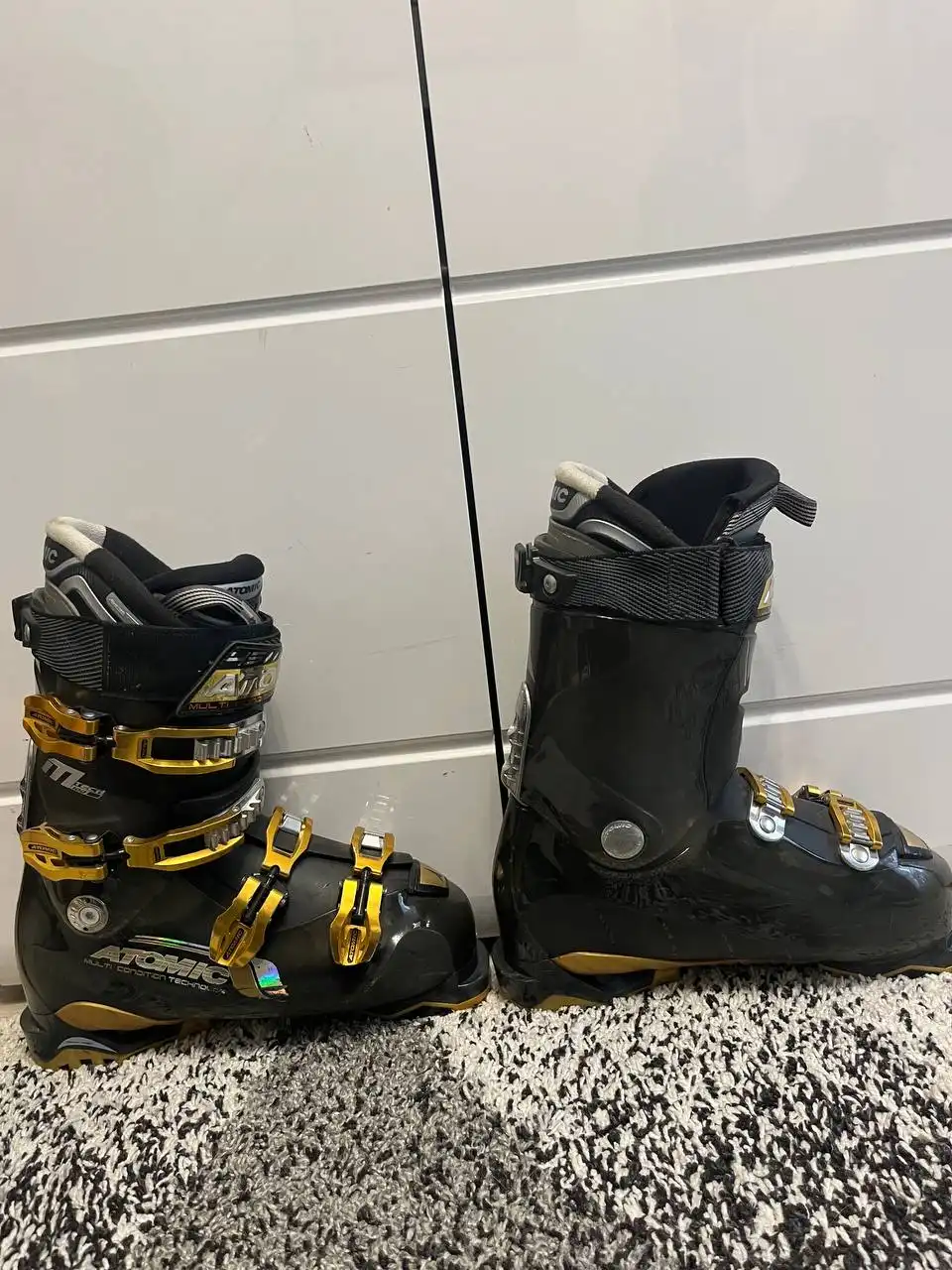 Горные ботинки Atomic