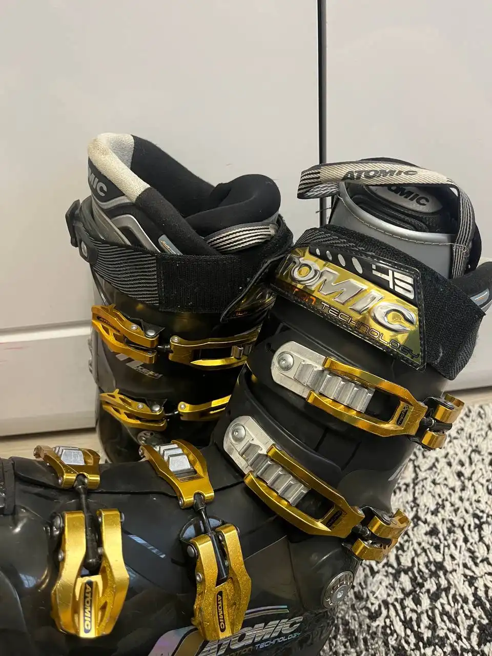 Горные ботинки Atomic