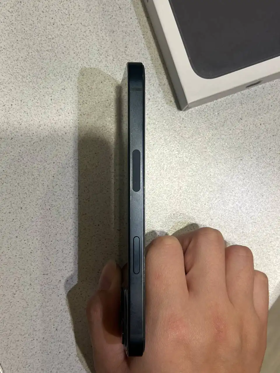 Продам iPhone 13 128 ГБ в идеальном состоянии