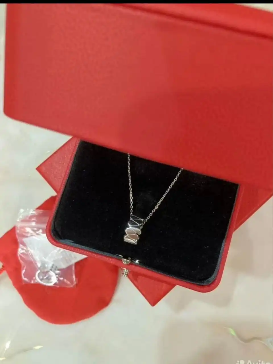 Продам колье SUNLIGHT