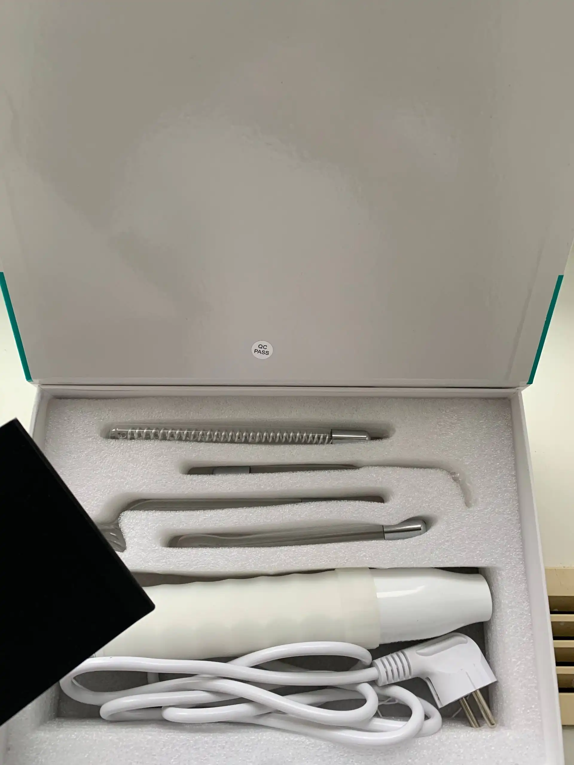 Продажа нового дарсонваля Biolift4 118 с 4 насадками