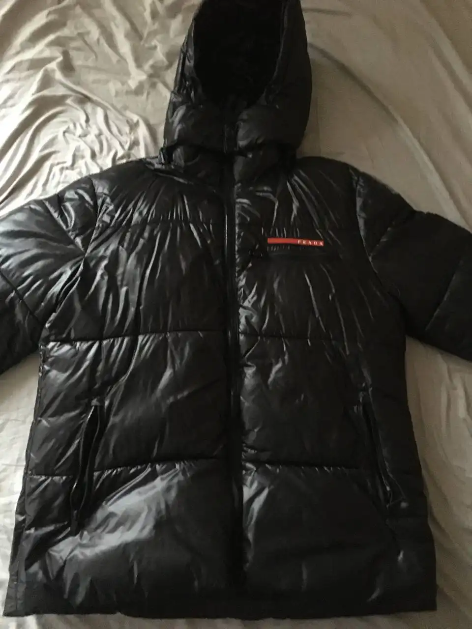 Продам зимний пуховик