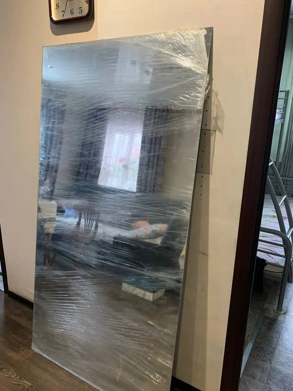 Продажа нового зеркала FLOTAL E