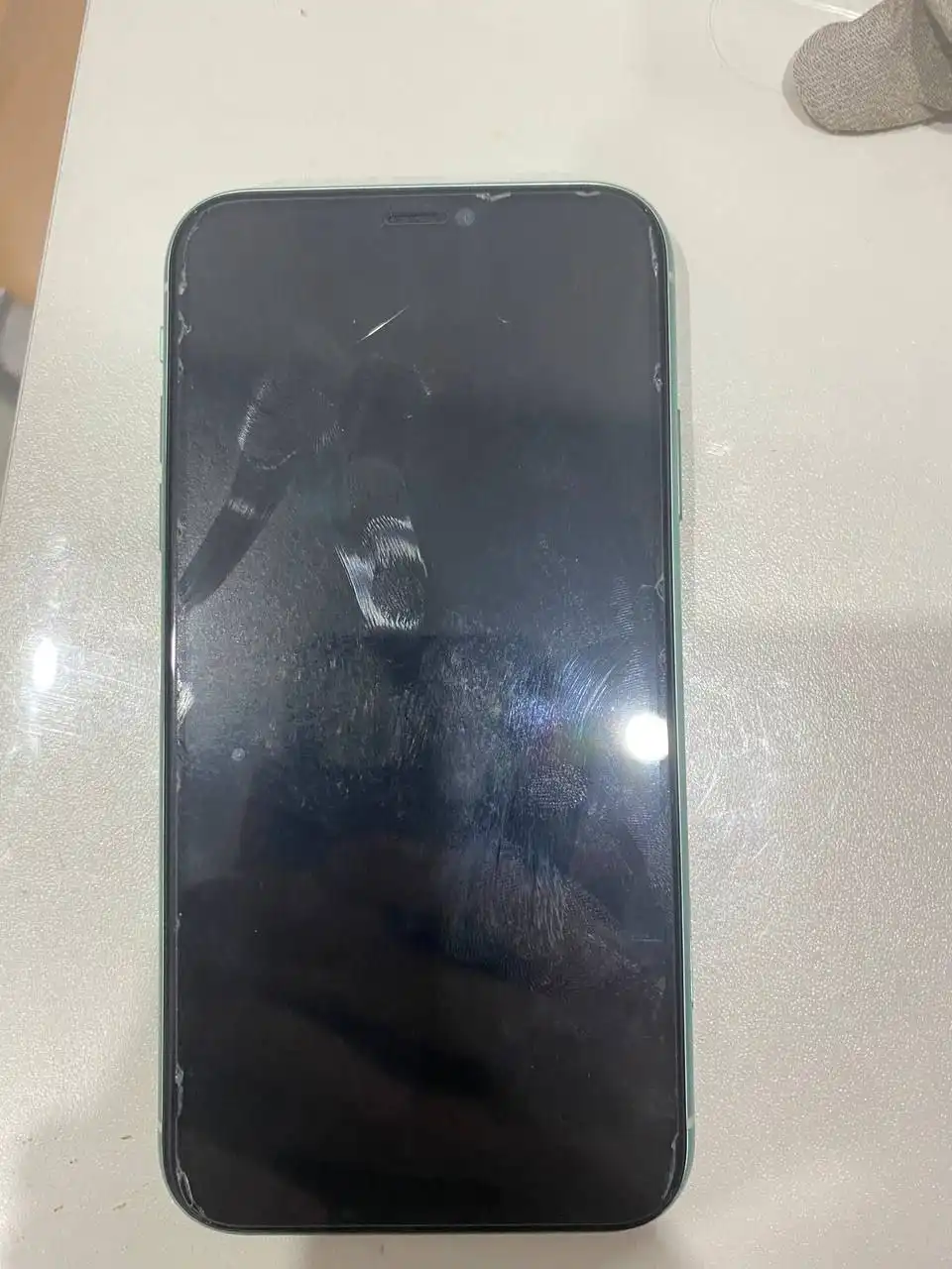 Продам Айфон 11 256гб